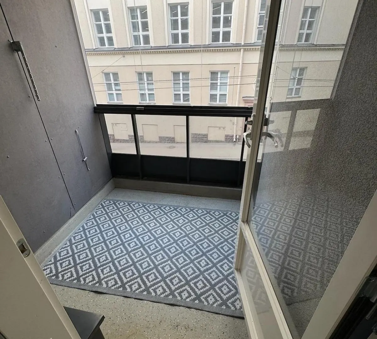 Appartamento 2 Bedroom Condo With A Balcony In The Center Of Helsinki